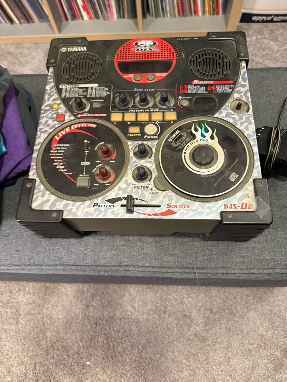 (1) Yamaha DJX-IIB DJ mixer and rhythm machine with built-in speakers, featuring
